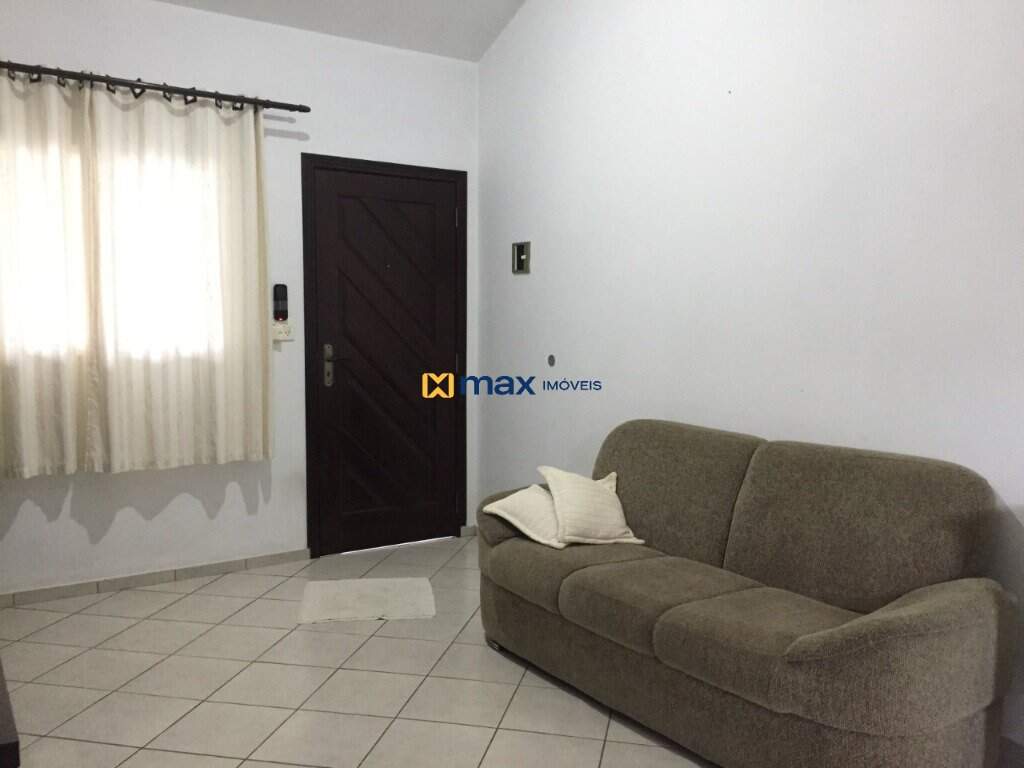 Casa à venda no Itaipava: Sala de estar
