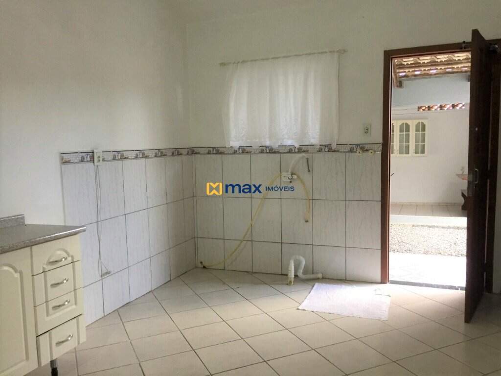 Casa à venda no Itaipava: Cozinha