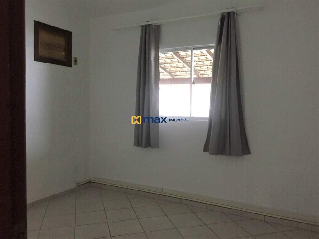 Casa à venda no Itaipava: Dormitório 2