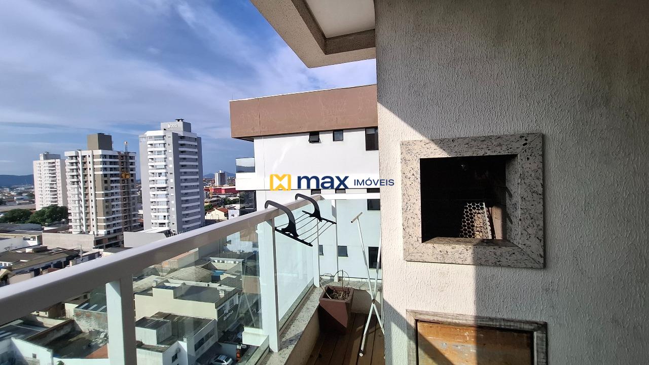 Apartamento à venda no São Judas: Sacada com churrasqueira