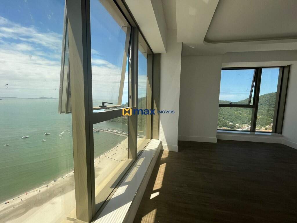 Apartamento à venda no Centro: SUÍTE MASTER