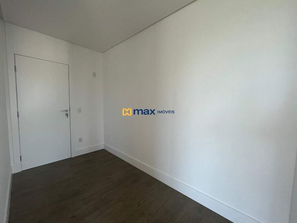 Apartamento à venda no Centro: SUÍTE 02