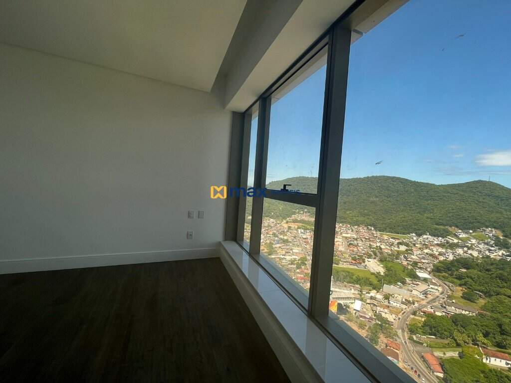Apartamento à venda no Centro: SUÍTE 03