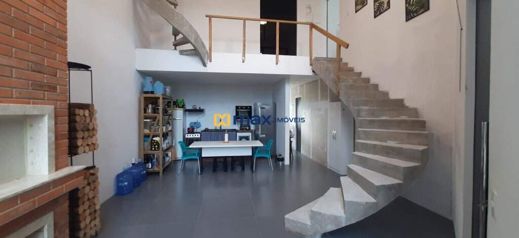 Casa à venda no Santa Regina: Sala de estar e jantar