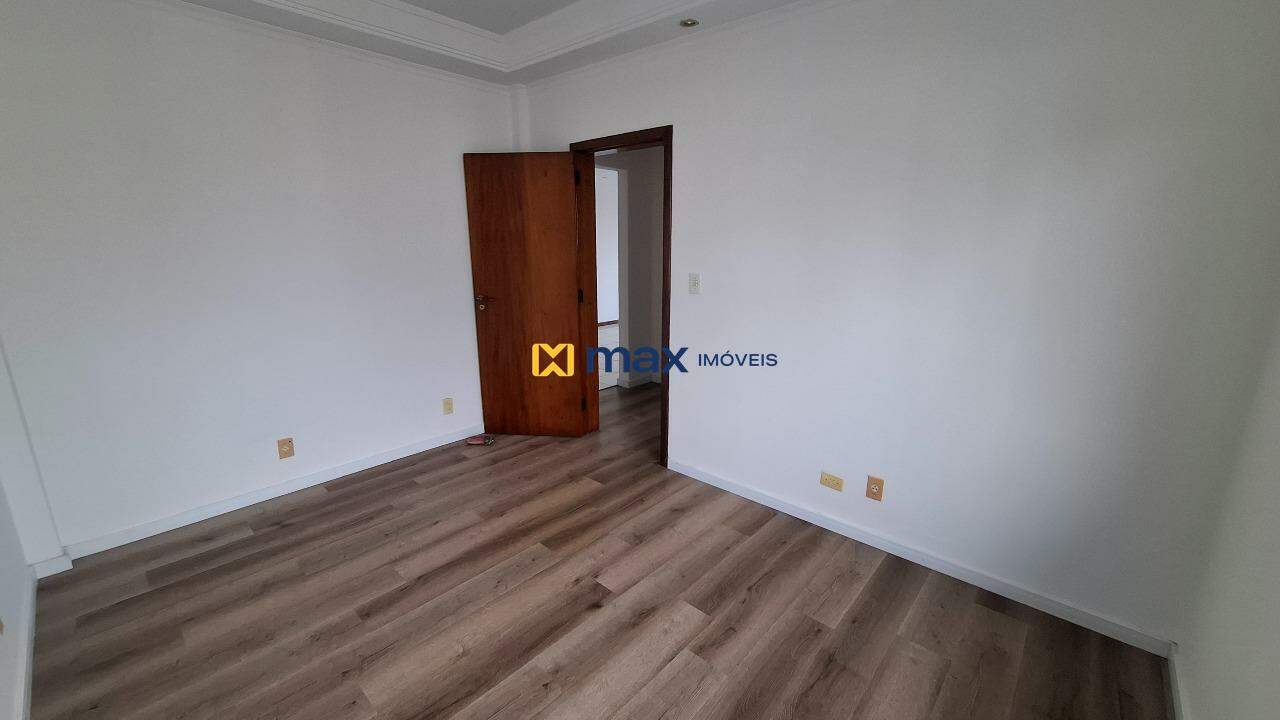Apartamento para aluguel no Centro: Quarto