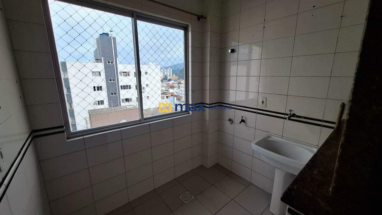 Apartamento para aluguel no Centro: Lavanderia