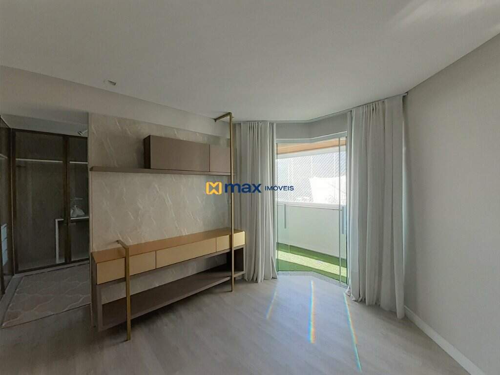 Apartamento à venda no Fazenda: Suíte Master