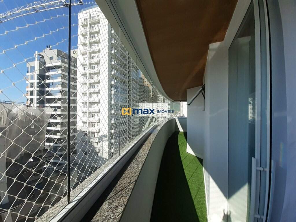 Apartamento à venda no Fazenda: Sacada Lateral