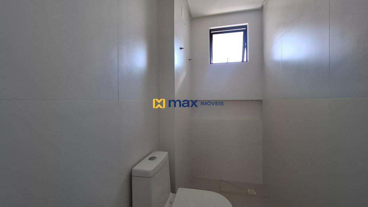 Apartamento à venda no Vila Operária: Banheiro social