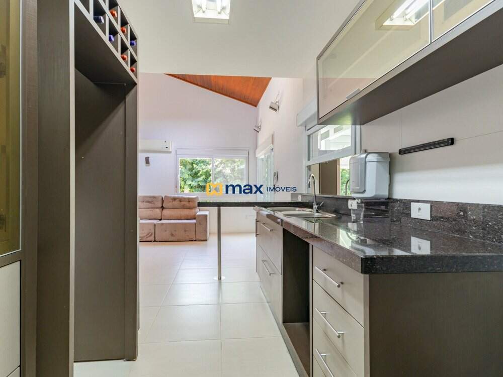 Casa à venda no Praia dos Amores: Cozinha
