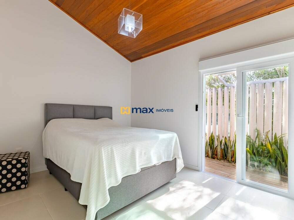 Casa à venda no Praia dos Amores: Suíte 2