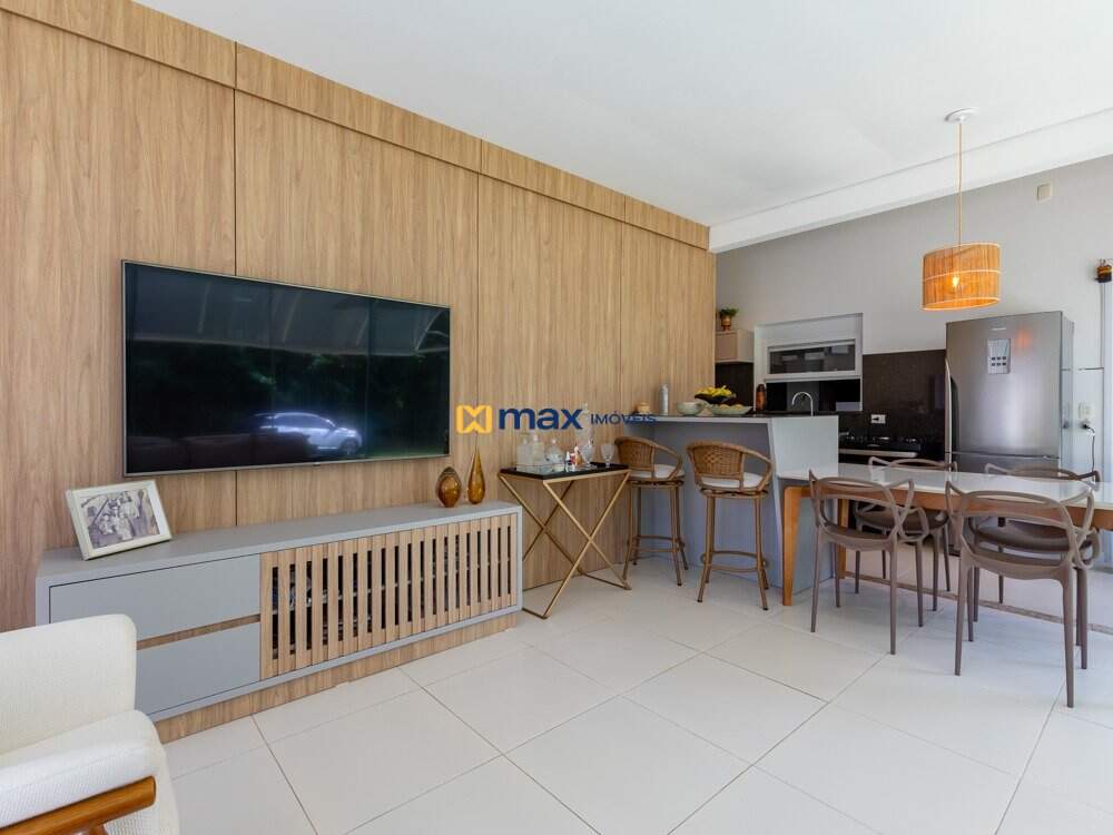 Casa à venda no Praia dos Amores: Living integrado