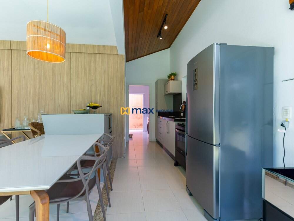 Casa à venda no Praia dos Amores: Cozinha