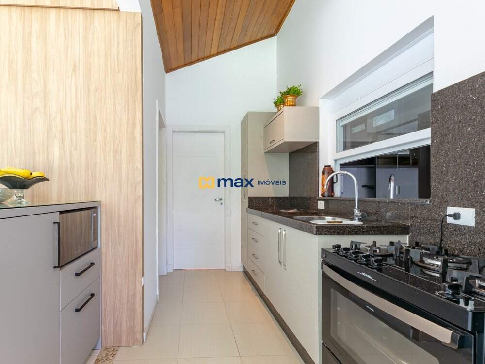 Casa à venda no Praia dos Amores: Cozinha