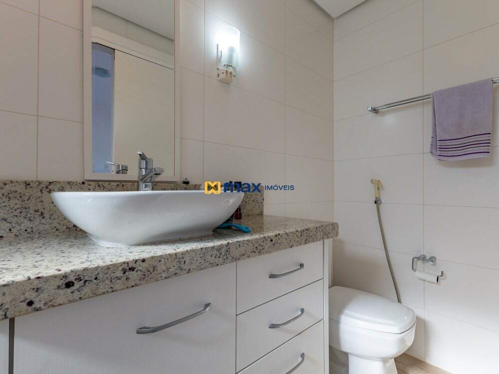 Casa à venda no Praia dos Amores: Banheiro suíte 3