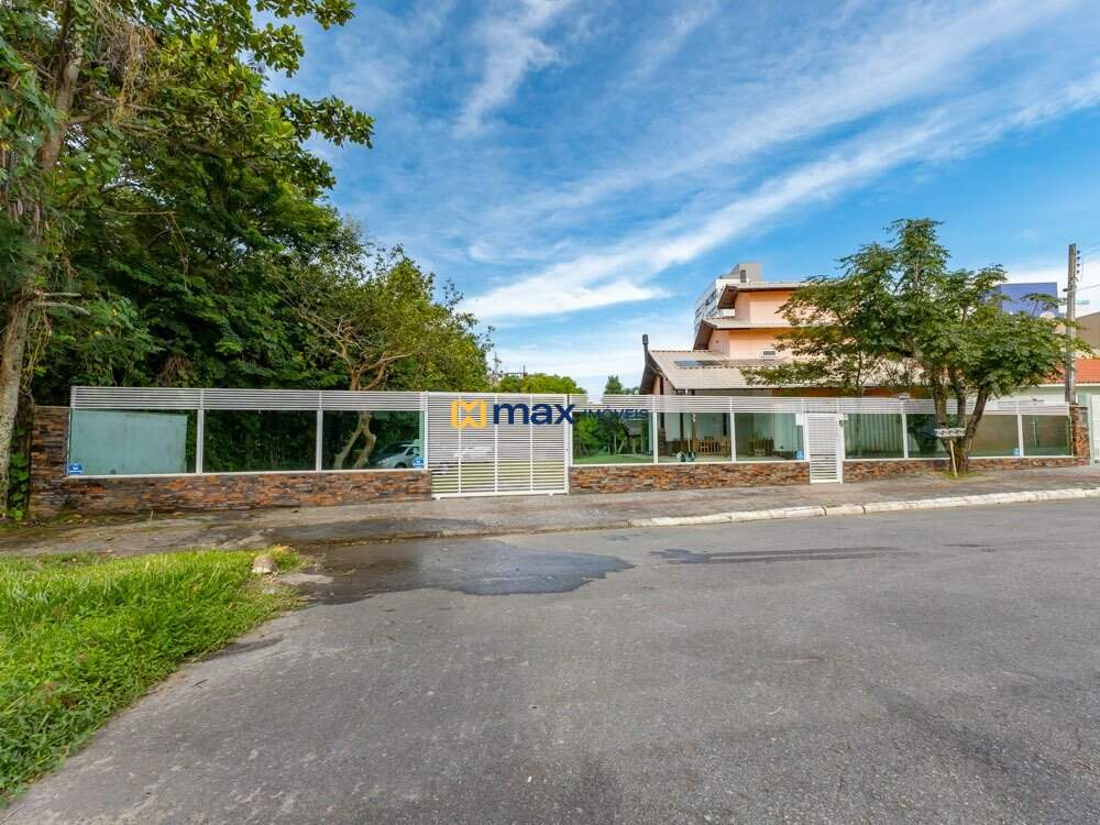 Casa à venda no Praia dos Amores: Fachada