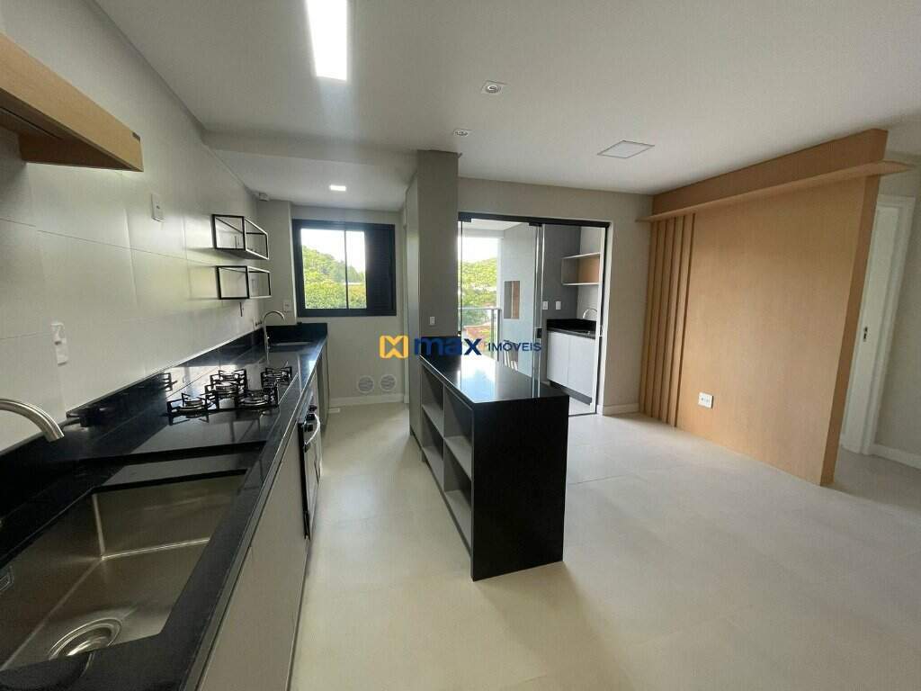 Apartamento à venda no Praia Brava: Living integrado