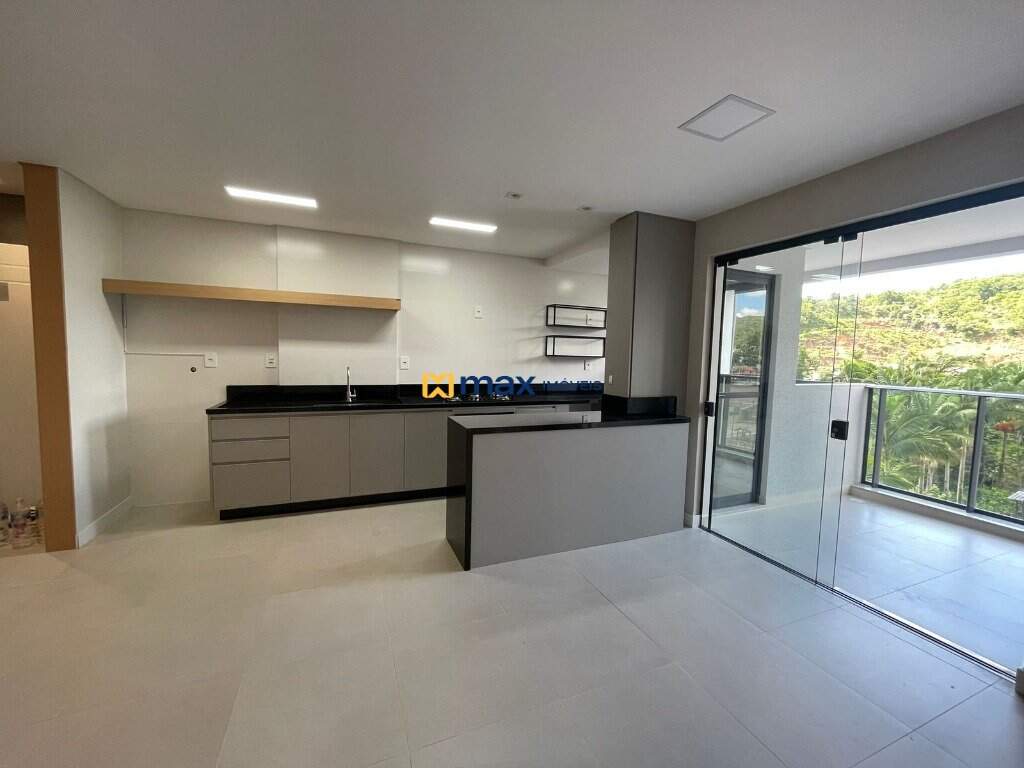 Apartamento à venda no Praia Brava: Living integrado