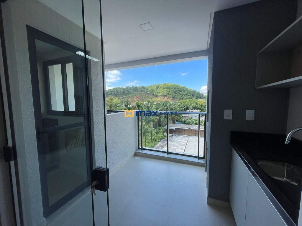 Apartamento à venda no Praia Brava: Sacada com churrasqueira