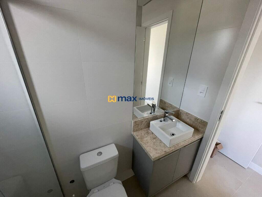 Apartamento à venda no Praia Brava: Banheiro suíte