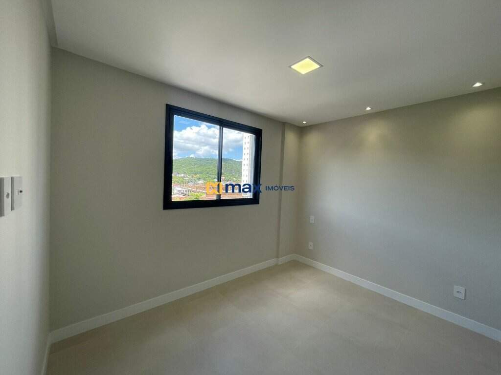 Apartamento à venda no Praia Brava: Suíte
