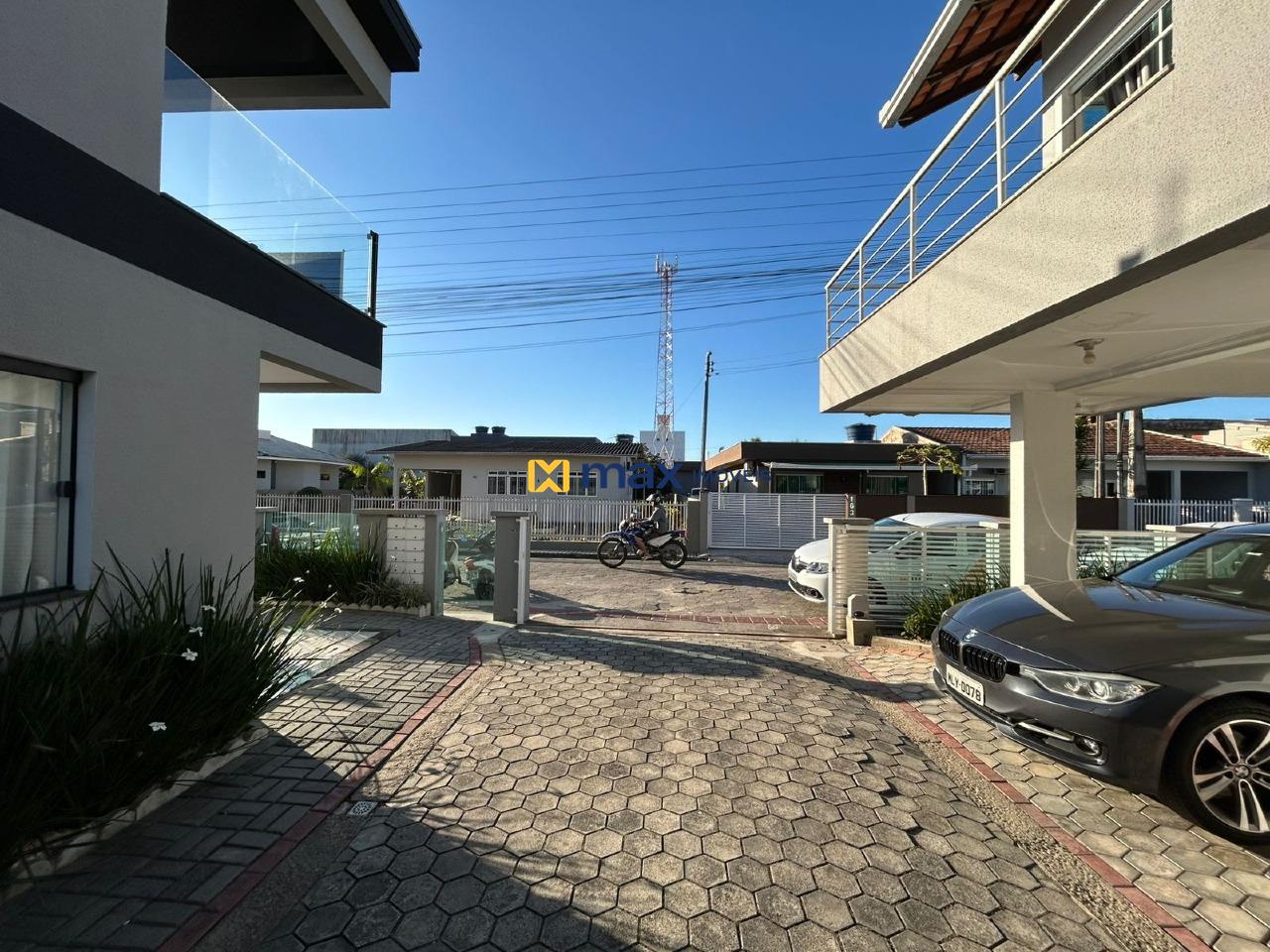 Casa à venda no Centro: Pátio 