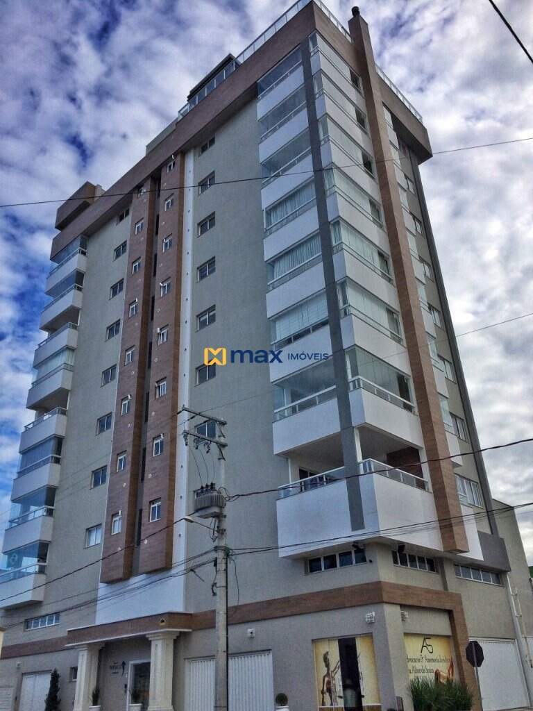 Apartamento à venda no Centro: Fachada Residencial Ilha de Patmos
