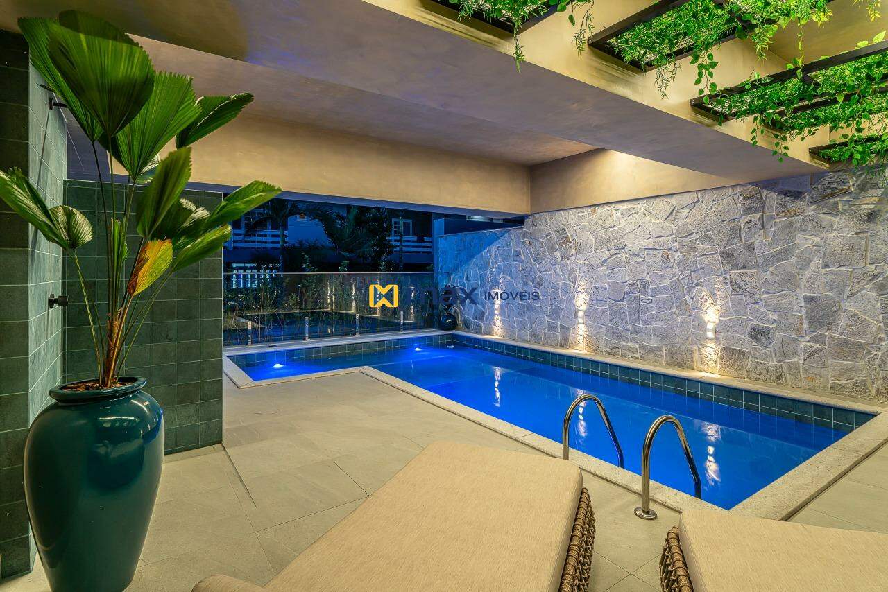 Apartamento à venda no Canto Grande: Piscina