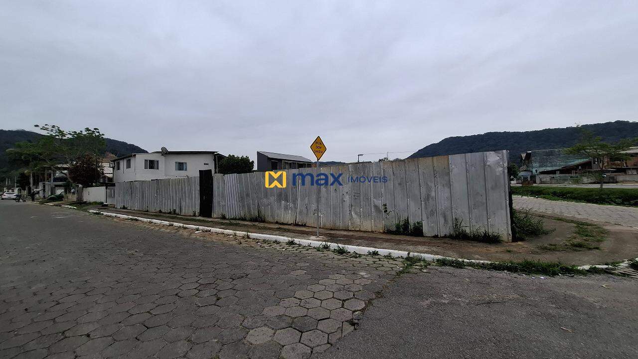 Terreno à venda no Espinheiros: Terreno