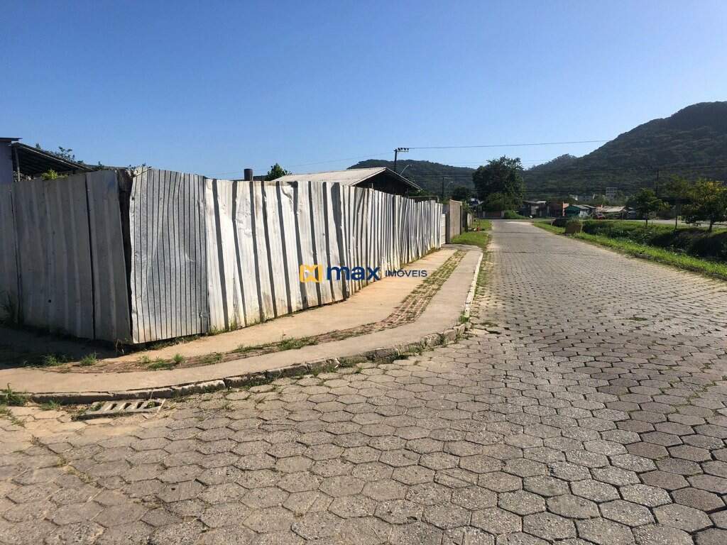 Terreno à venda no Espinheiros: Terreno