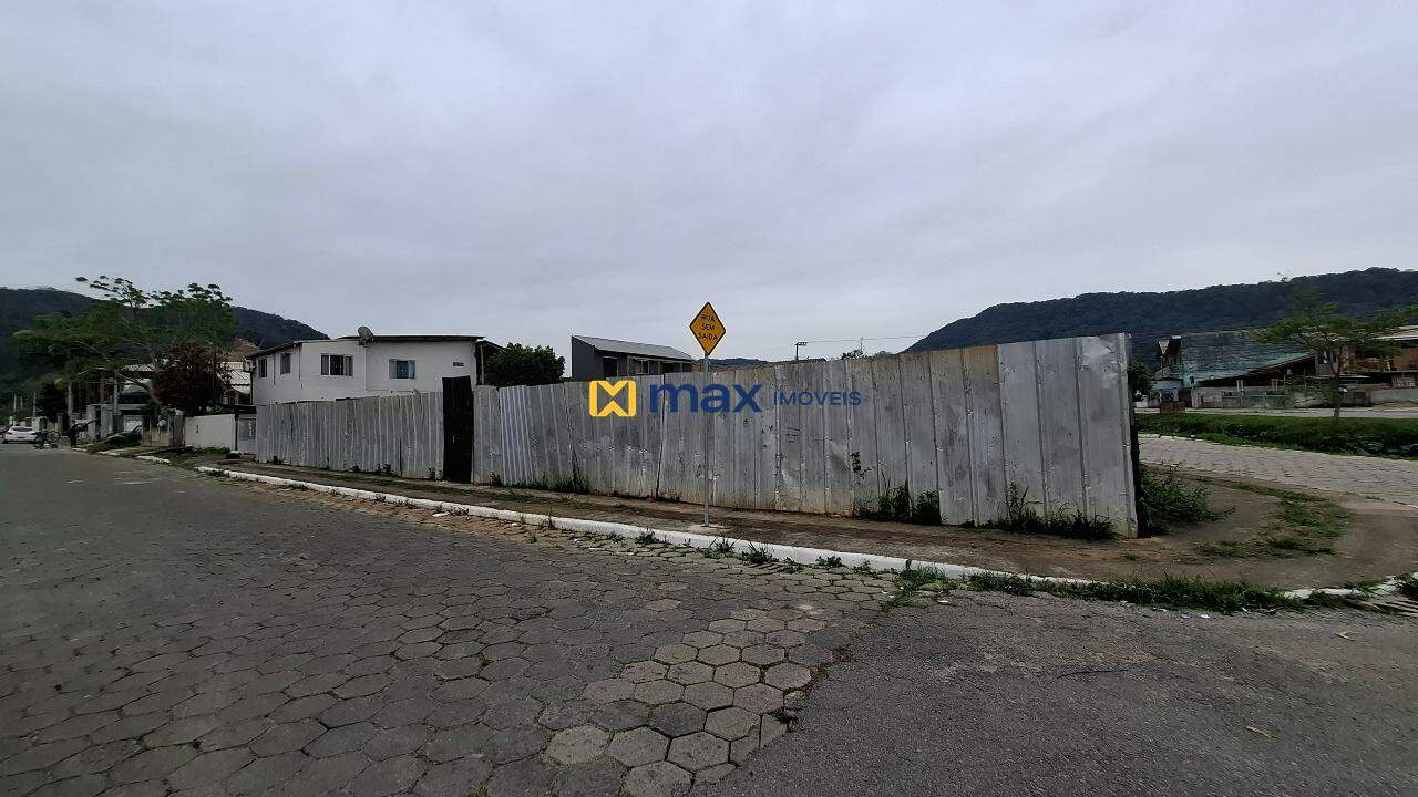Terreno à venda no Espinheiros: Terreno