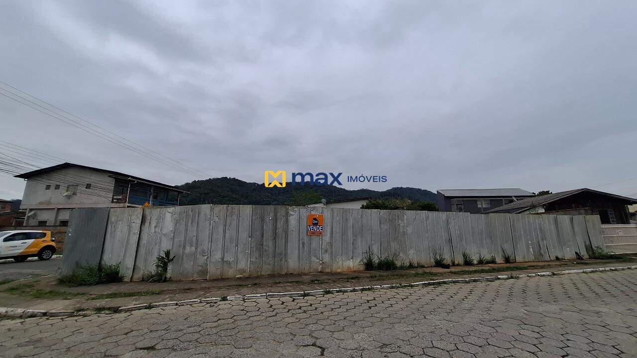 Terreno à venda no Espinheiros: Terreno