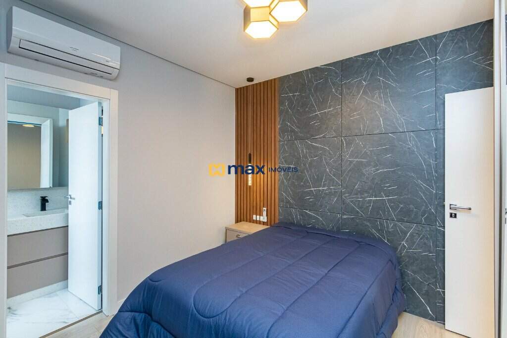 Apartamento à venda no Pioneiros: 