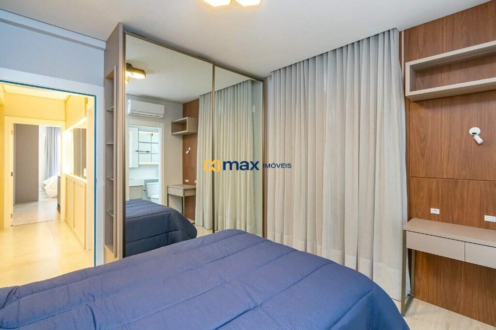 Apartamento à venda no Pioneiros: 