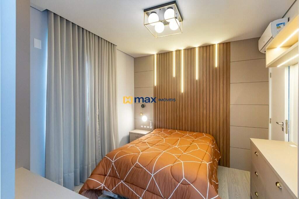 Apartamento à venda no Pioneiros: 