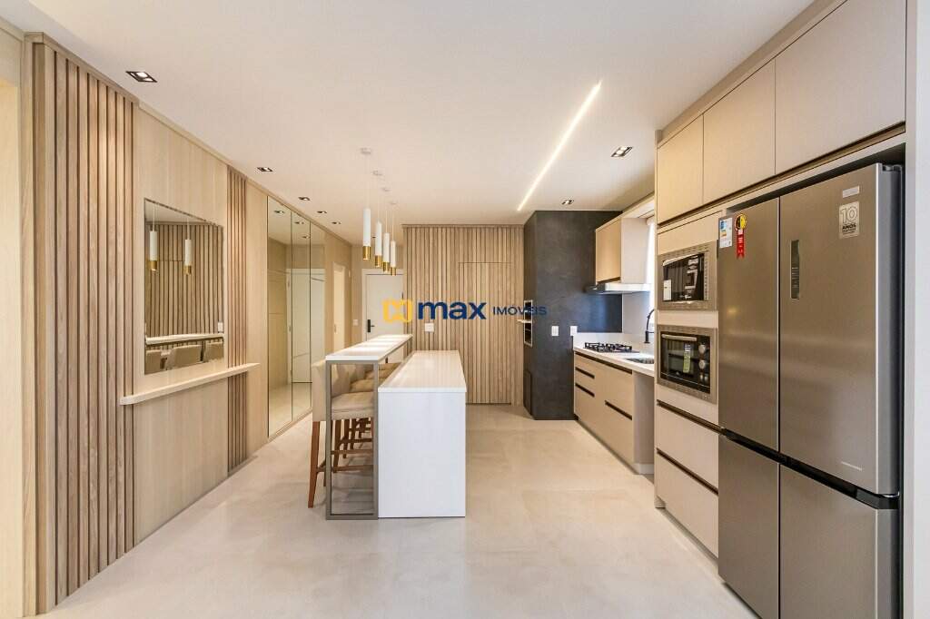 Apartamento à venda no Pioneiros: 
