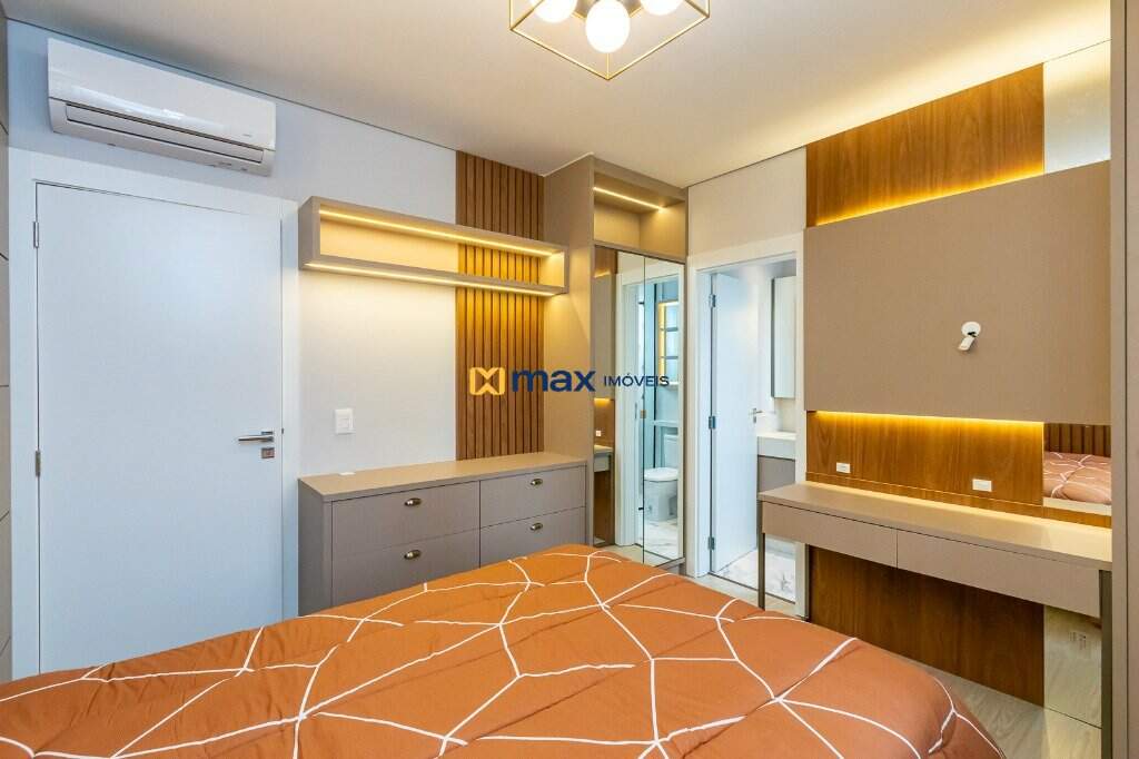 Apartamento à venda no Pioneiros: 