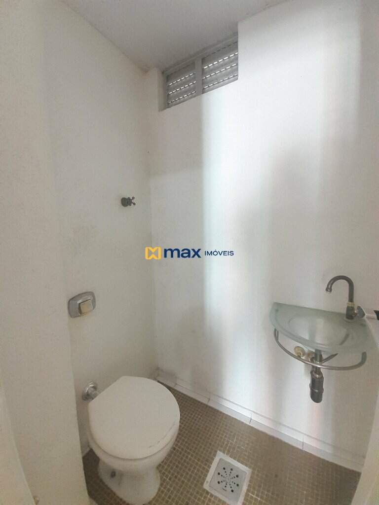 Apartamento à venda no Centro: Lavabo