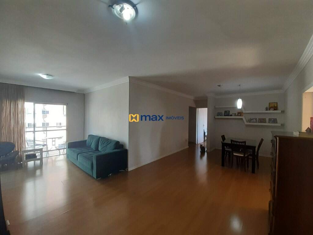 Apartamento à venda no Centro: Sala de Estar e Jantar