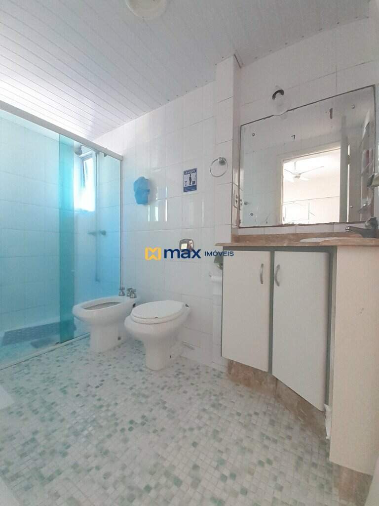 Apartamento à venda no Centro: Banheiro Suíte