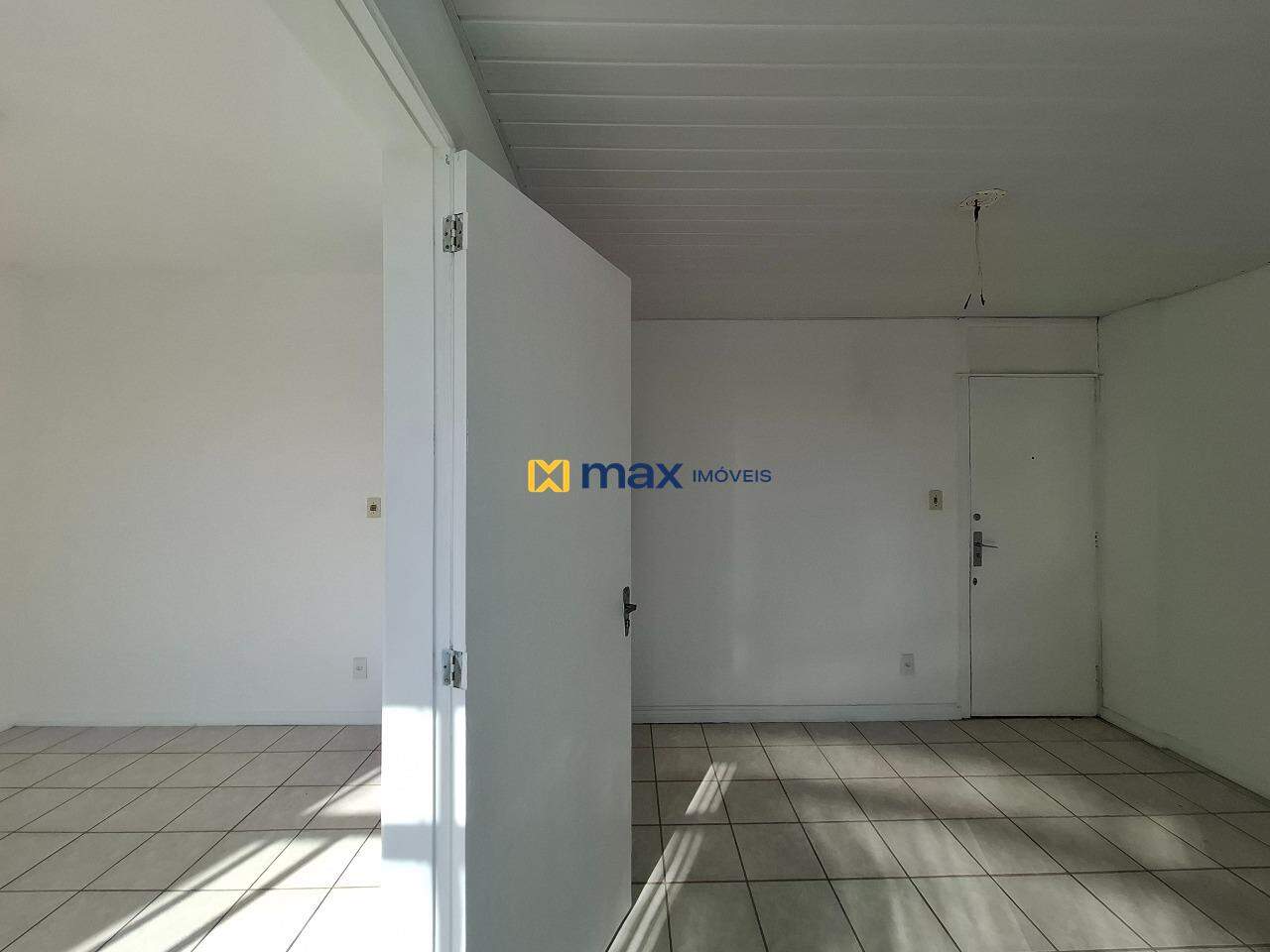 Sala à venda no Centro: Sala