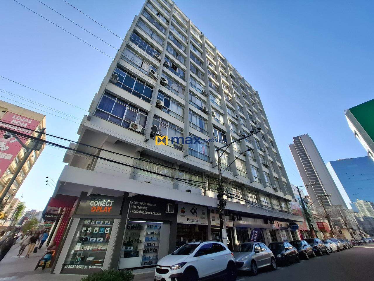 Sala à venda no Centro: Fachada