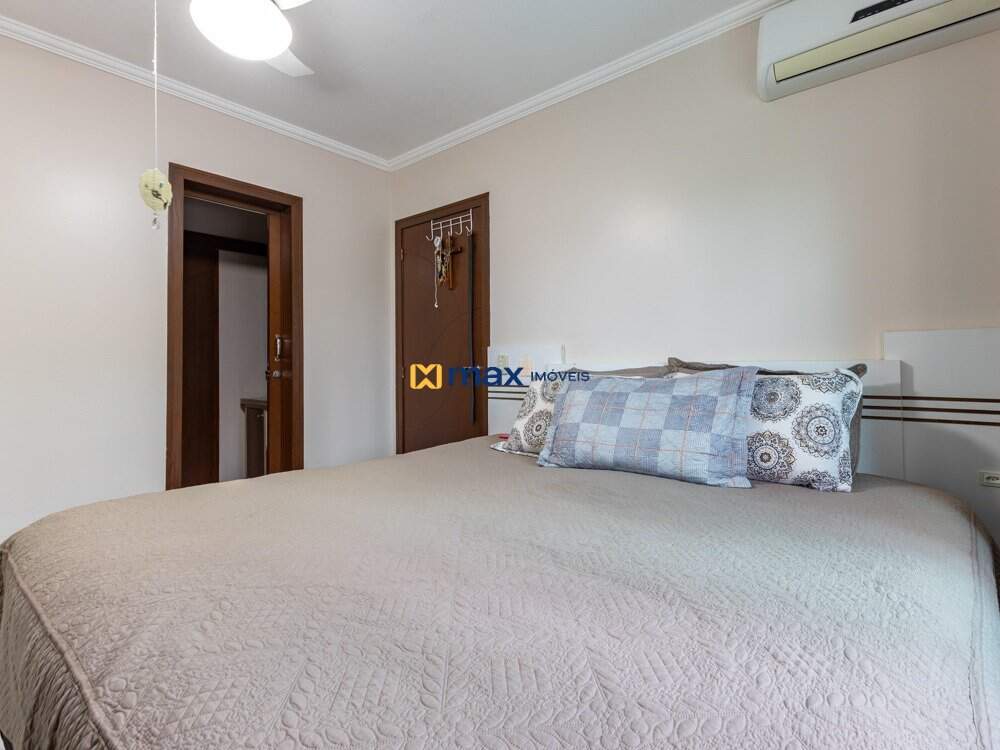 Casa à venda no Dom Bosco: Demi suíte