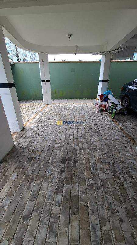 Apartamento para aluguel no São Pedro: Garagem coberta 