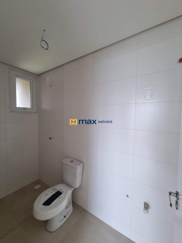 Apartamento à venda no Gravatá: Banheiro Suíte