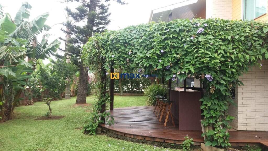 Casa à venda no Centro: 