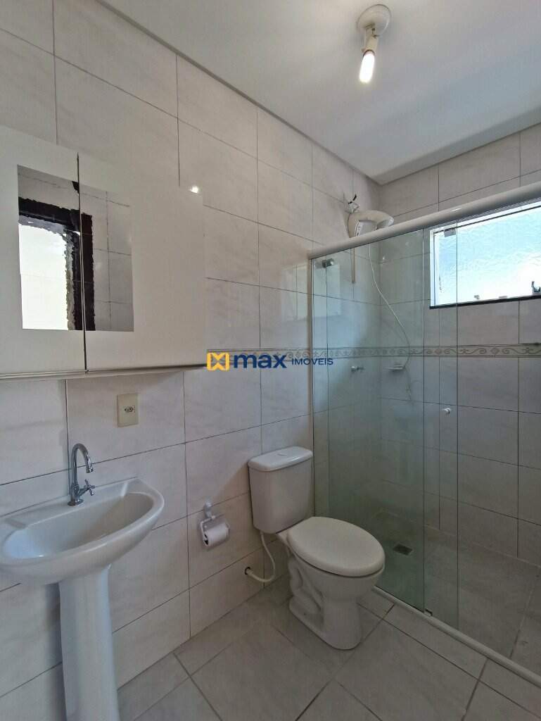 Casa à venda no Várzea do Ranchinho: banheiro suíte 01