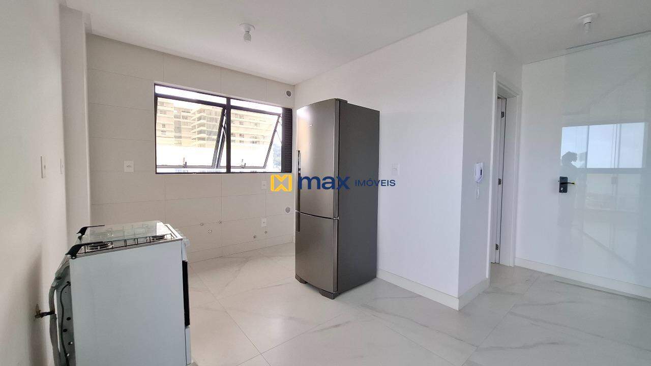 Apartamento à venda no Praia Brava: Cozinha