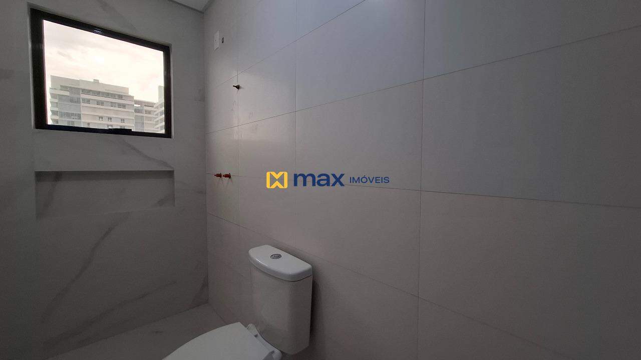 Apartamento à venda no Praia Brava: Banheiro suíte 3