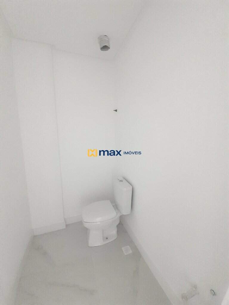 Apartamento à venda no Praia Brava: Banheiro Social